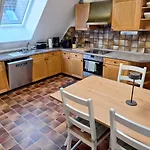 Gemuetliches In Schnaid Mit Zwei Separaten Und Geraeumigen - Ausgestattet Mit Je Einer Grossen Kueche, Zwei Schlafzimmern Und Einem Badezimmer