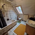 Gemuetliches In Schnaid Mit Zwei Separaten Und Geraeumigen - Ausgestattet Mit Je Einer Grossen Kueche, Zwei Schlafzimmern Und Einem Badezimmer *